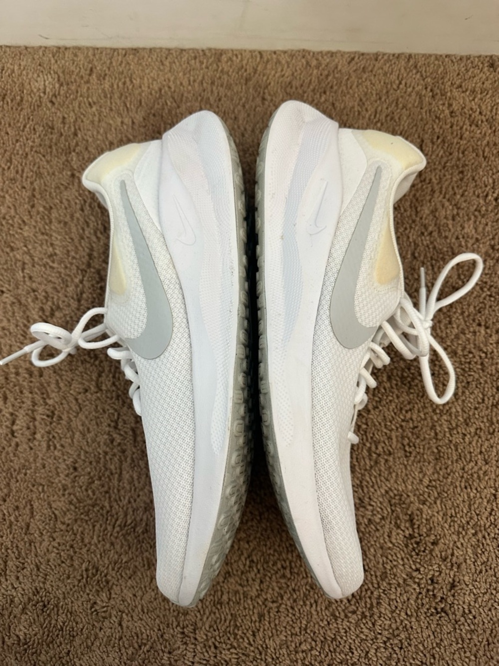 Nike Revolution Men’s Size 12 Athletic Shoes Sneaker Running Training - Picture 5 of 10